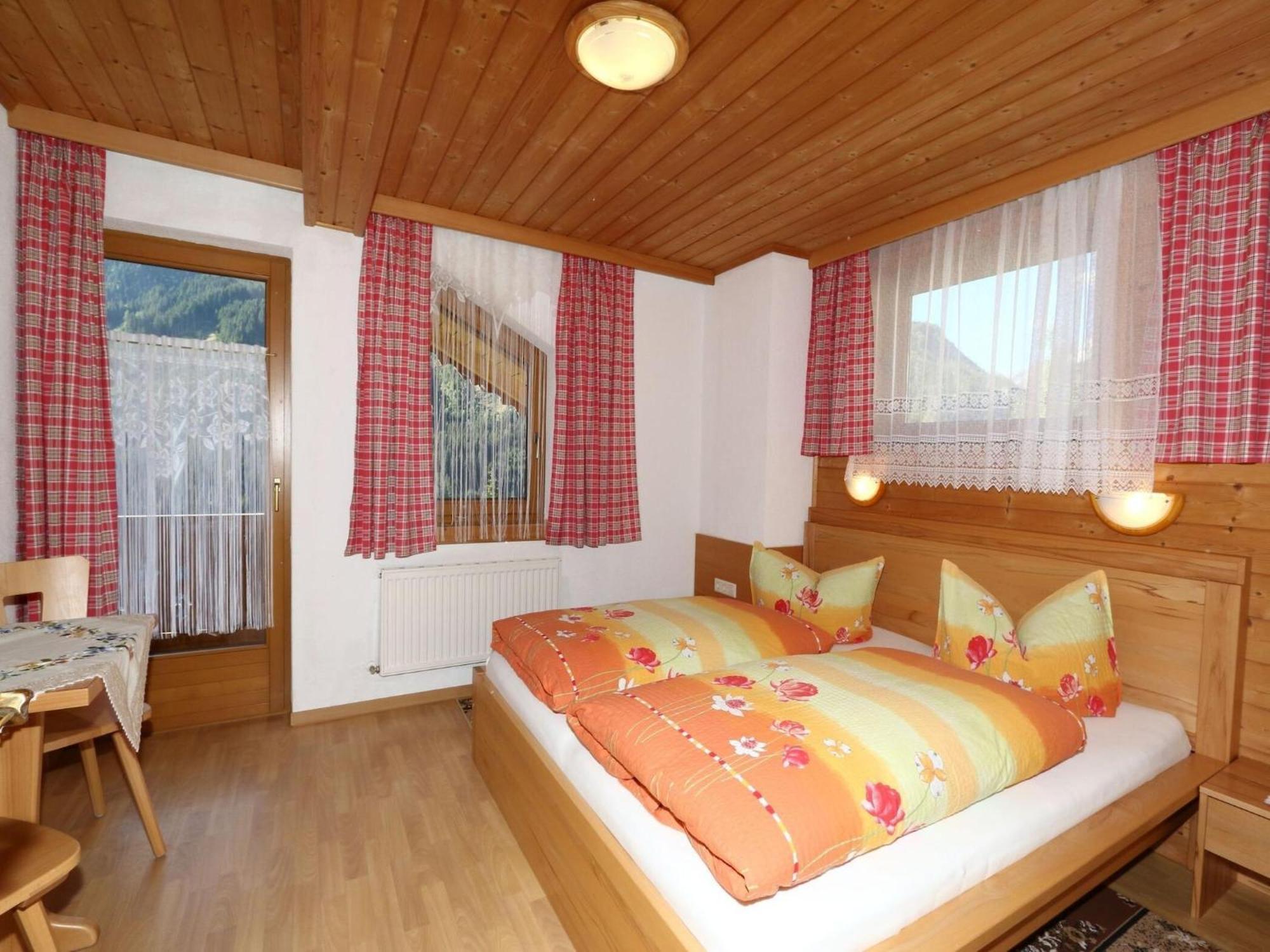 Apartment In Mayrhofen With A Balcony ภายนอก รูปภาพ
