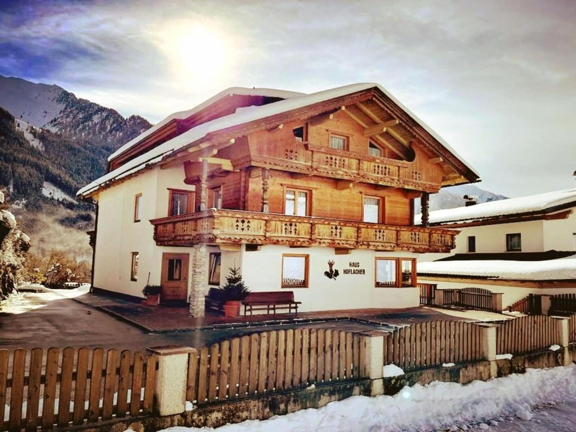 Apartment In Mayrhofen With A Balcony ภายนอก รูปภาพ