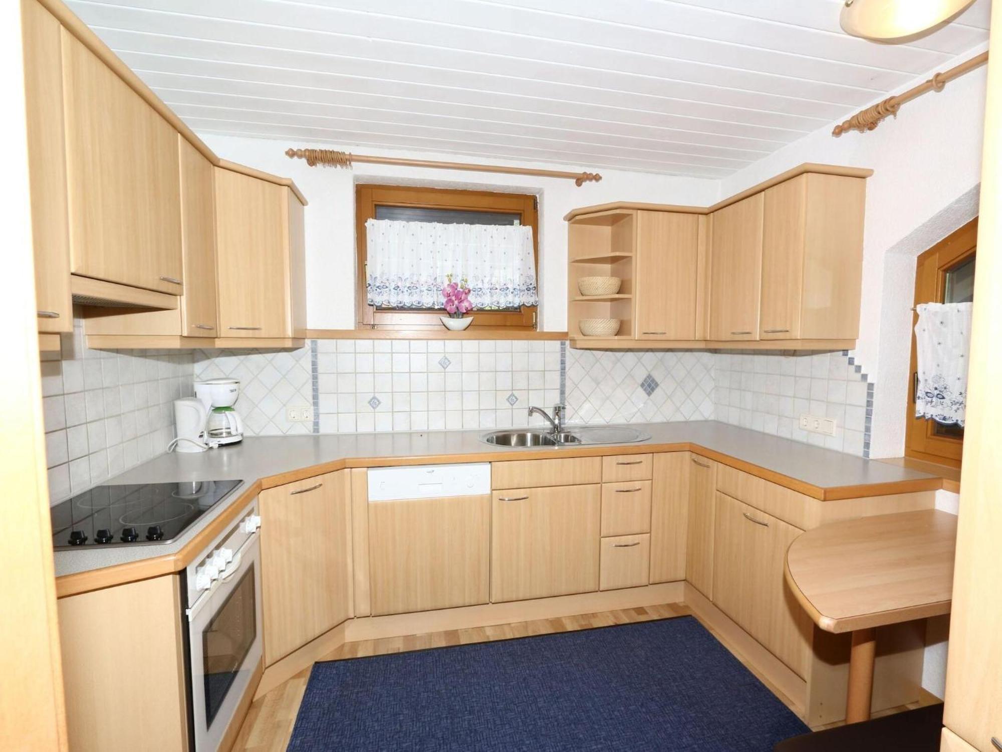 Apartment In Mayrhofen With A Balcony ภายนอก รูปภาพ