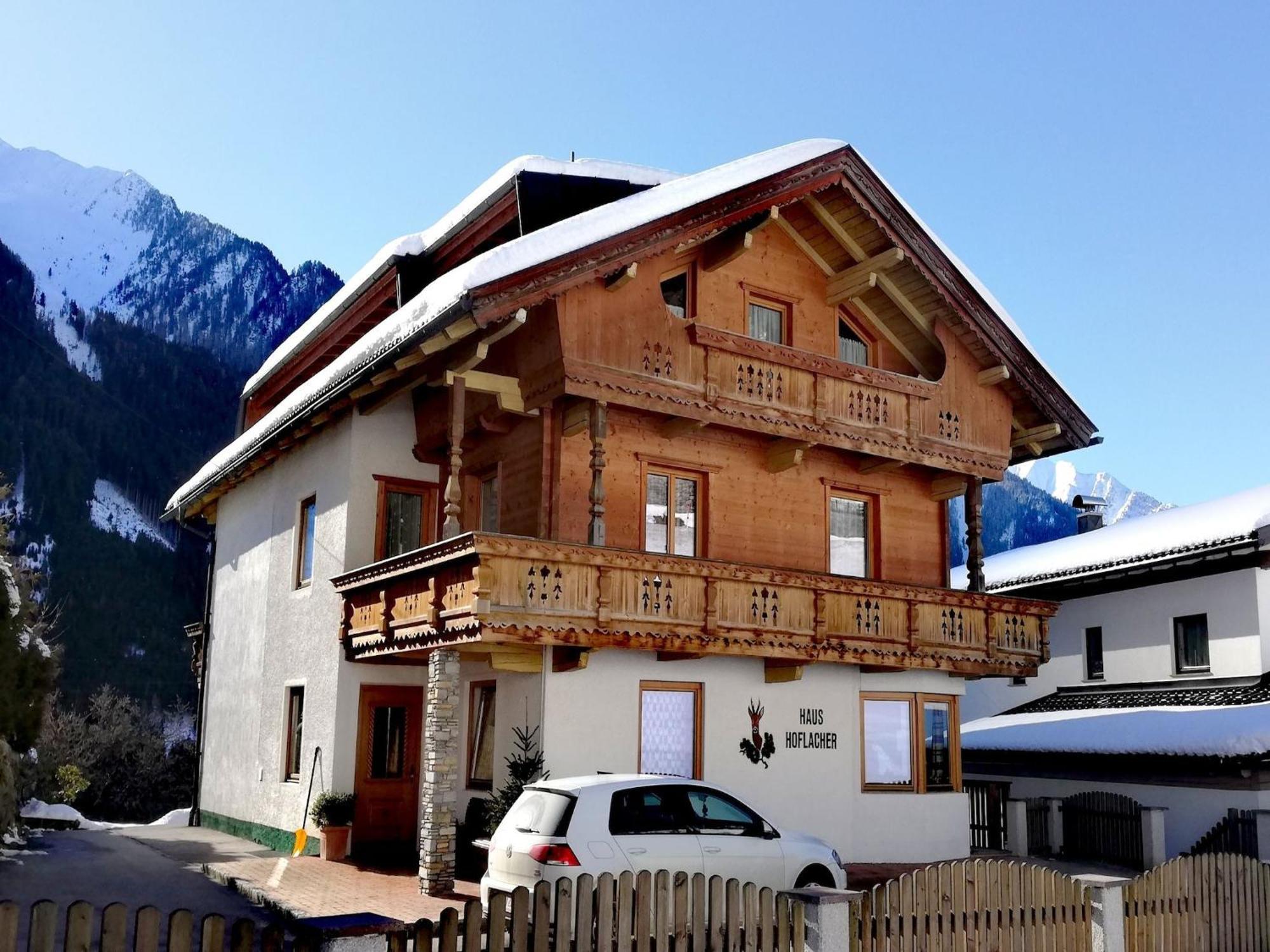 Apartment In Mayrhofen With A Balcony ภายนอก รูปภาพ